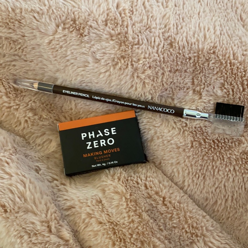 Blush and pencil set NEW sealed